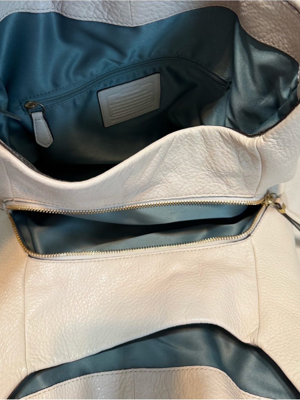 Coach Madison Elegant Cream Leather Shoulder Bag with Scarf Accent - Picture 11 of 16